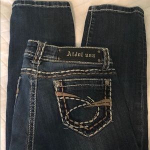 LA idol Capri Jeans EUC size 3 (28x18)